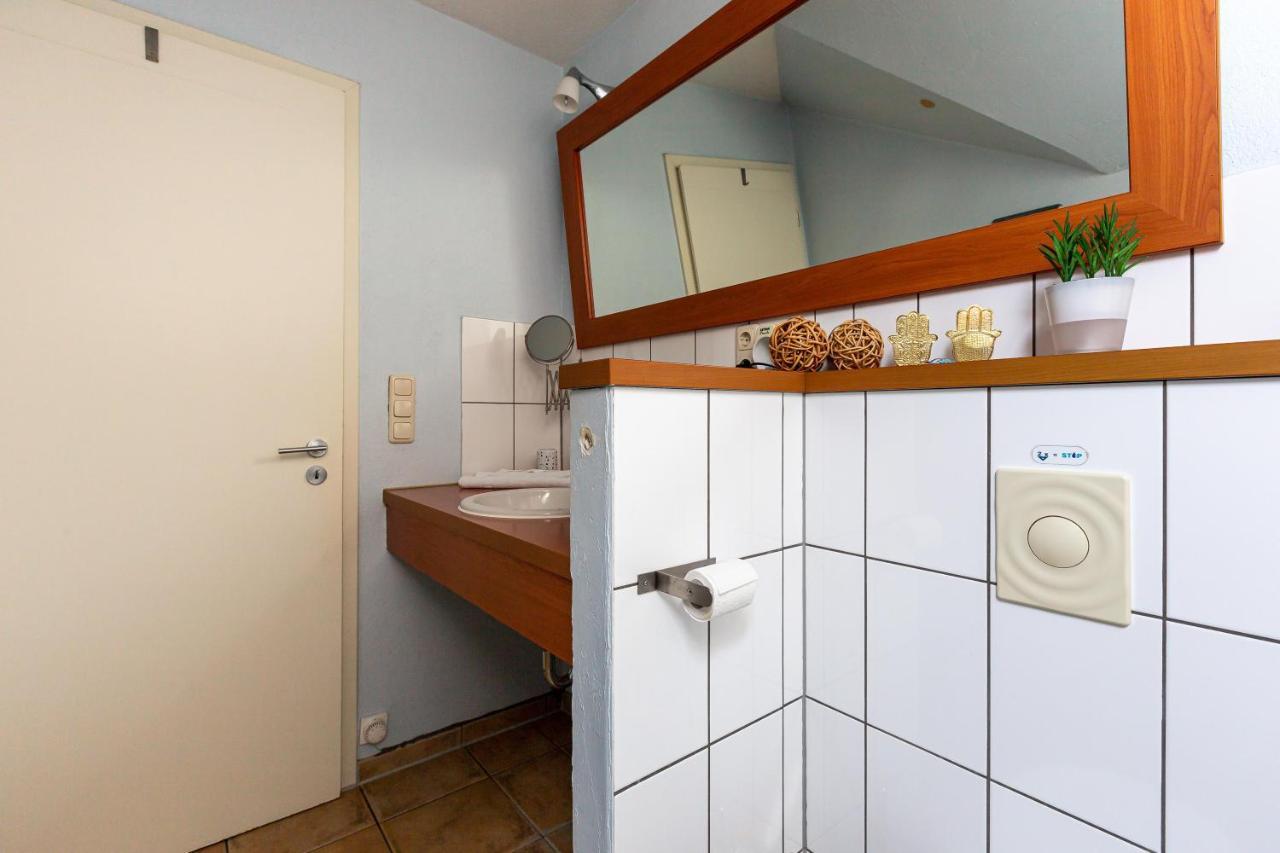 Strandhaus Wustrow - Wohnung 3 Eksteriør billede